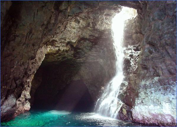 BACK IN BALI - WATERFALL IN A CAVE - ToursMaps.com