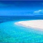 clear blue water 150x150 The MOST BEAUTIFUL ISLAND in the Philippines   Cresta De Gallo