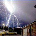 lightning strikes in australia 528180 150x150 THUNDERSTORMS And NIGHT SAFARI