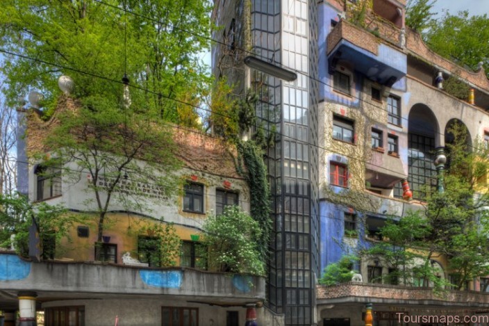 Hundertwasserhaus