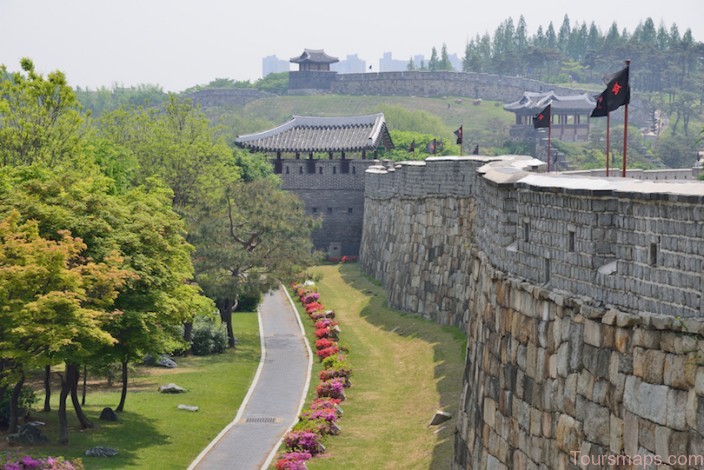 %name 15 Top Tourist Attractions in South Korea
