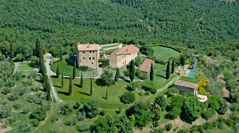 honeymoon in castello di vicarello tuscany italy