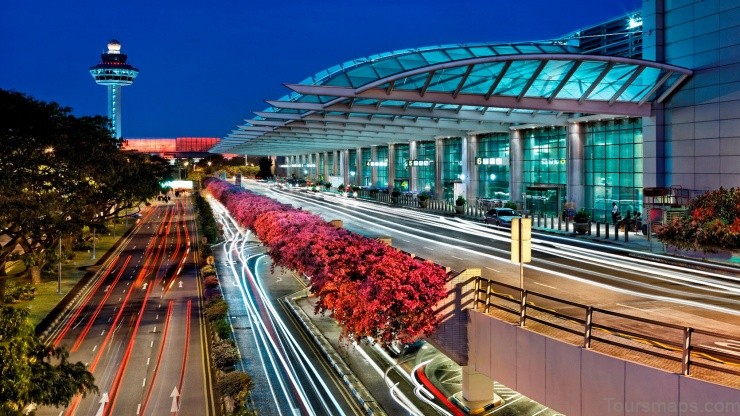 %name Top 10 Best Airports in the World 2022