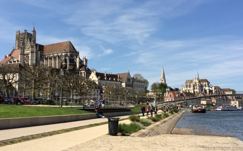 the definitive outdoor travel guide to auxerre map of auxerre 11
